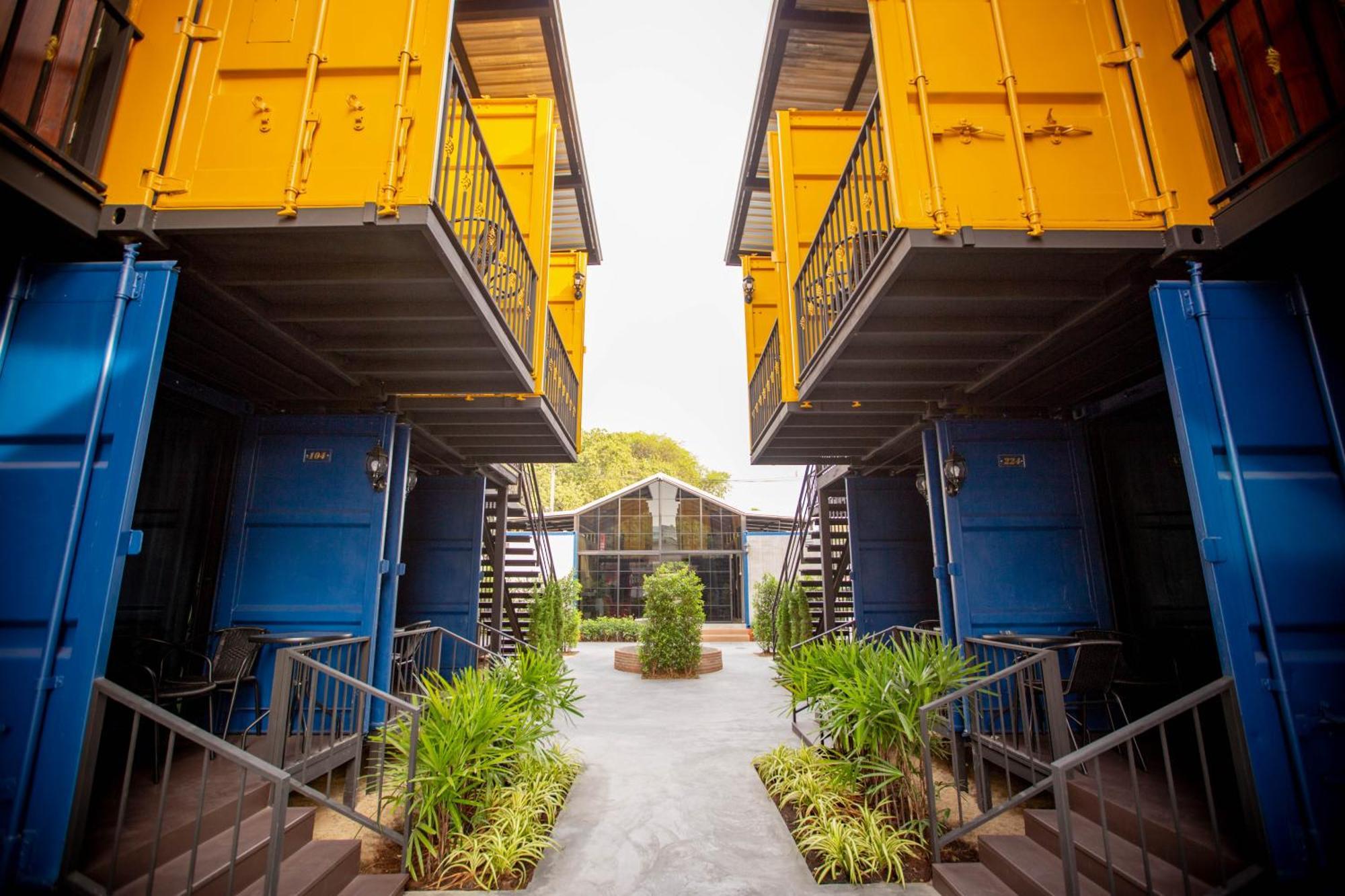 Tuscany Land Resort Donmuang Bangkok Exteriör bild