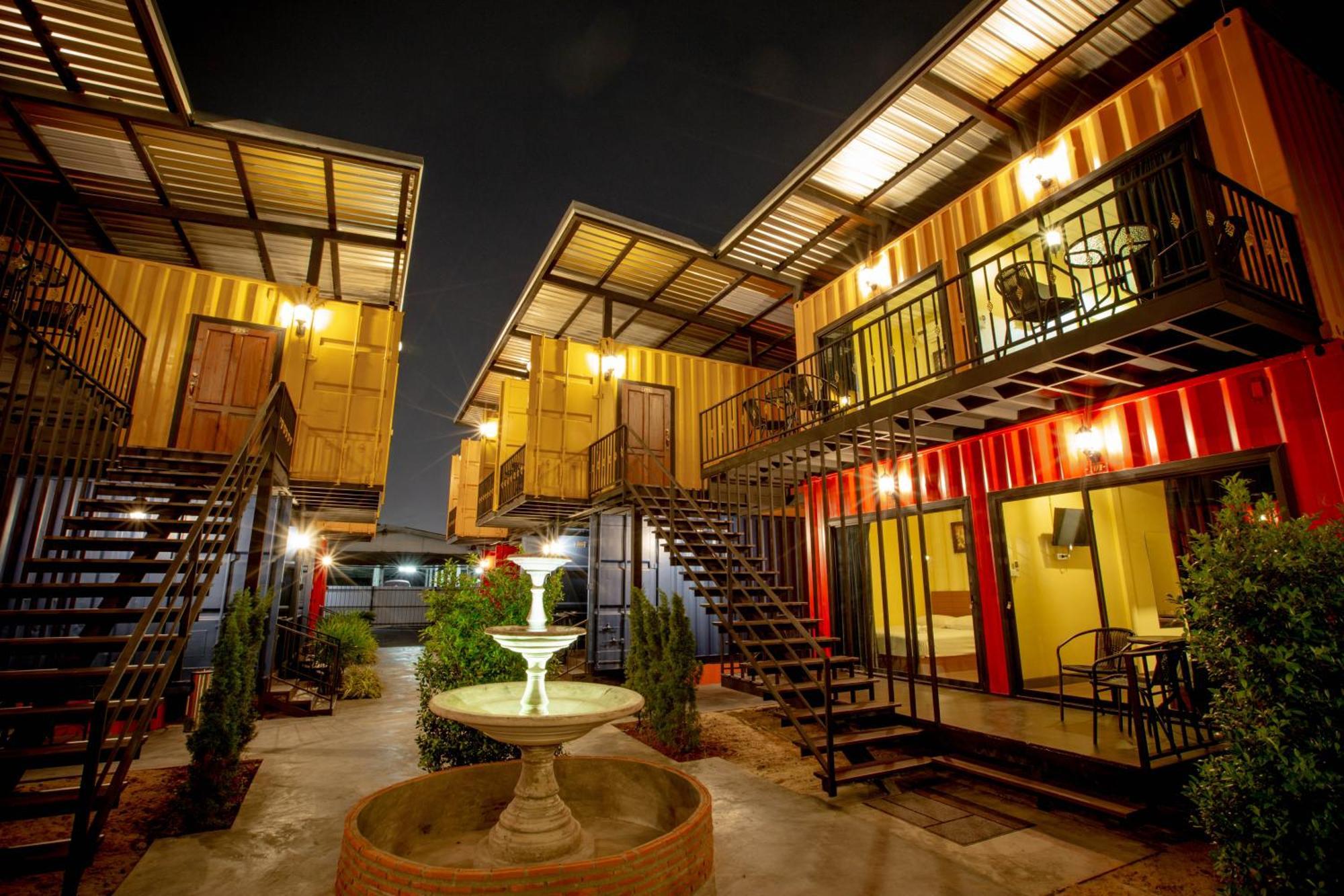Tuscany Land Resort Donmuang Bangkok Exteriör bild